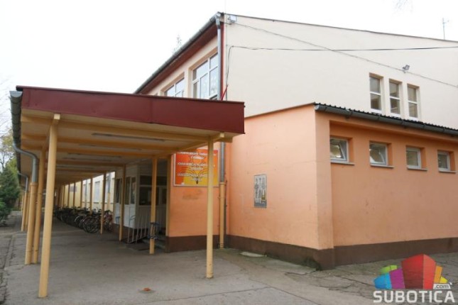 Vežbanjem uz muziku obeležen Međunarodni dan fizičke aktivnosti