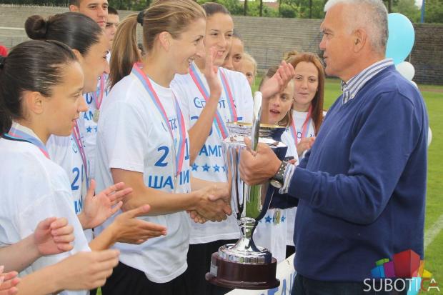 Fudbalerke Spartaka savladale LASK Crvenu zvezdu i primile pehar šampiona Srbije