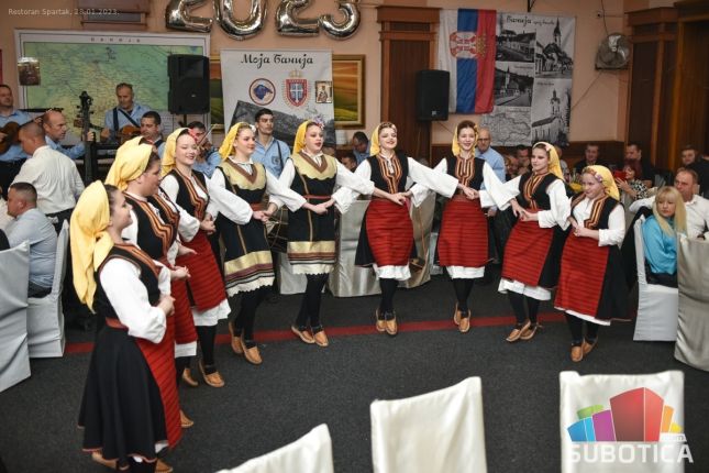 Održano XIII Banijsko prelo, prikupljeno više od 4.000 evra za obnovu Hrama u Petrinji