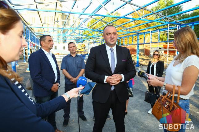 Trg u Čantaviru gotov za dve nedelje