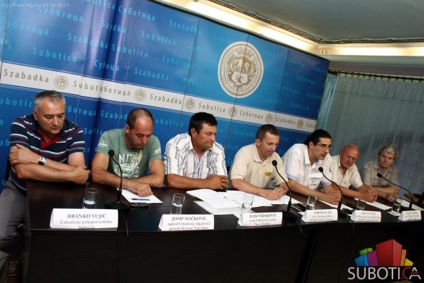 Poljoprivrednici traže vanrednu sednicu Skupštine grada