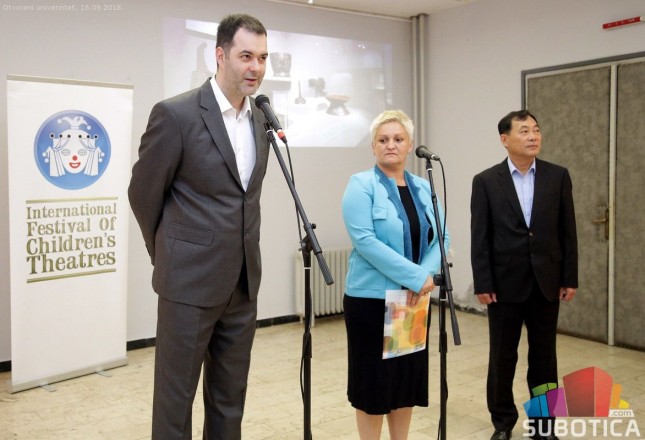 Predstavljen delić najveće svetske riznice figura od senki i lutaka