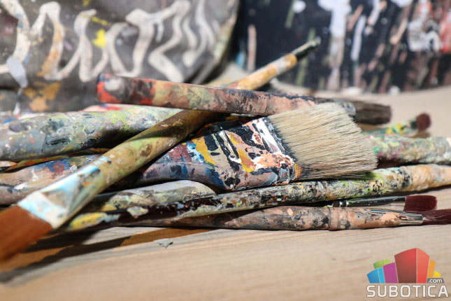 Mural Nikole Tesle u Kafe "Priči"