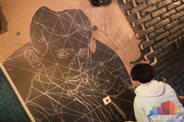 Mural Nikole Tesle u Kafe "Priči"