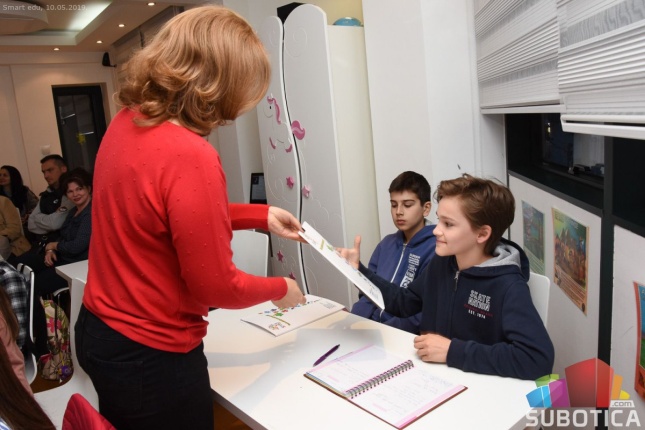 U toku upis na program brzog čitanja sa razumevanjem i tehnikama učenja