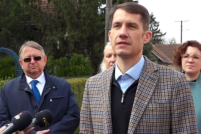 Nakon četiri decenije Ulica Vinogradi II u Čantaviru dobila asfalt