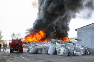 Akcija suzbijanja požara u reciklažnom centru "Interkord"