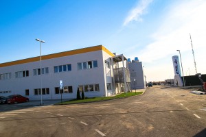 Fabrika Kontinental uoči početka rada