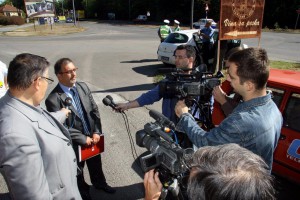 Osnovci i saobraćajna policija u akciji "Limun ili jabuka"