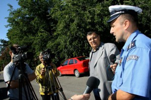 Osnovci i saobraćajna policija u akciji "Limun ili jabuka"