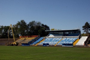 Rekonstrukcija tribine do kraja oktobra 2012.