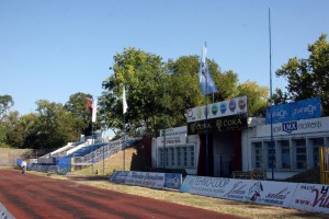 Rekonstrukcija tribine do kraja oktobra 2012.
