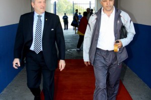 Rekonstrukcija tribine do kraja oktobra 2012.