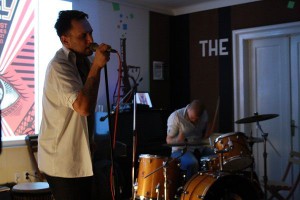 Nastupi bendova Stuttgart online i Ljudske potrebe