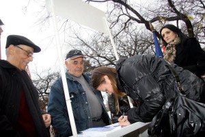 DSS: Prikupljanje potpisa građana povodom akcije "Proglas"