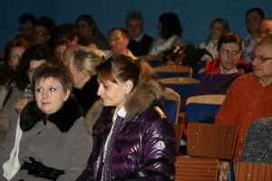 Nebojša Čolić u predstavi "Odbrana pećinskog čoveka"