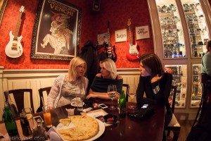 Nastup Mirne Radulović sa bendom "Girl between maniacs"