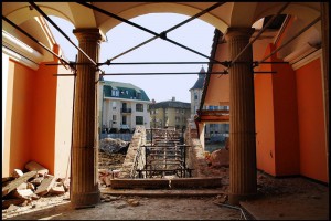 Narodno pozorište u odmakloj fazi rušenja (album za podsećanje)