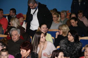 Omladinsko kulturno-umetnički centar " Mon Mirage"