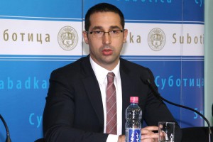 Press: Neće biti rušenja delova Pozorišta