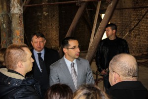 Gradilište Narodnog pozorišta (poseta Pajtića i Pastora)