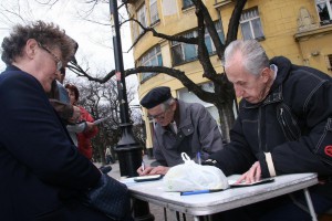 Potpisivanje peticije Udruženja građana "Solidarnost"