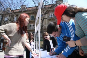 SNS, potpisivanje peticije protiv vojvođanske deklaracije