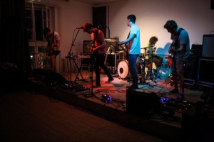 Nastup švedskog post rok benda "Dorena"