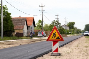 Asfaltiran Čordaški put