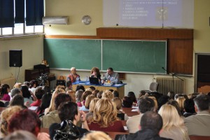 Tribina u OŠ "Miloš Crnjanski"