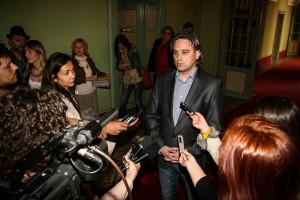 Uručivanje Ugovora o finansiranju i sufinansiranju programa i projekata u oblasti omladinskog sektora