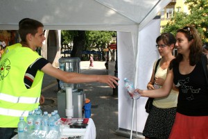Aktivisti Crvenog krsta "osvežavali" Subotičane