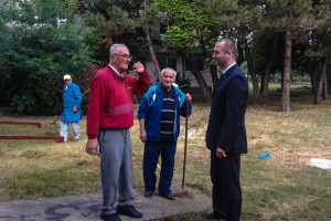 Korisnici Gerontološkog kluba "Kertvaroš" uređivali okolinu