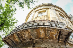 Fasada na objektu Srednje tehničke škole "Ivan Sarić"