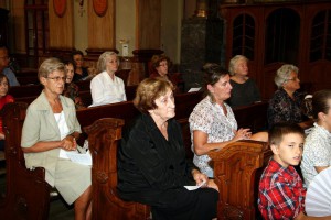 Svečano večernje i polaganje venaca na spomenik Risaru