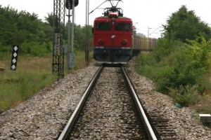 Kamion oštetio podvožnjak kod Pionira