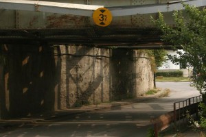 Kamion oštetio podvožnjak kod Pionira