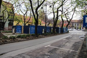 Radovi na izgradnji novog spomenika Deže Kostolanjiju