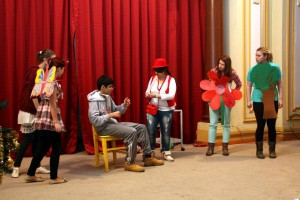 Rotaract akcija podele novogodišnjih paketića deci