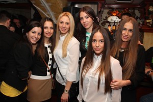 Prednovogodišnje zagrejavanje (2014) - D.J. Ivan