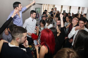 Prednovogodišnje zagrejavanje (2014) - D.J. Vidda