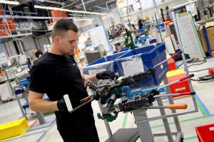 Aleksandar Vučić u poseti fabrici ContiTech (Continental)