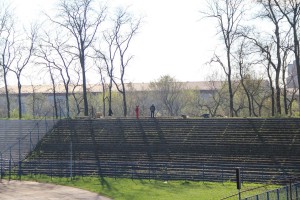 Radovi na postavljanju stubova za semafor