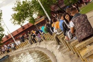 Neki praznik, neki ljudi...