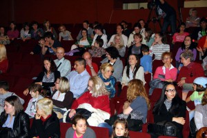 Premijera predstave za decu "Engleske ruže"