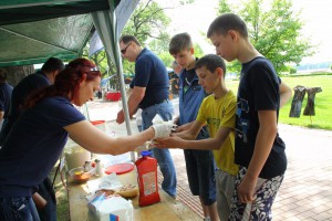 Humanitarna akcija Rotari kluba Palić za ugrožene u poplavama u Srbiji