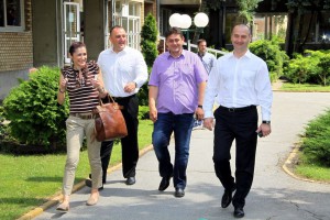 Aleksandar Vulin, Ministar za rad, zapošljavanje, socijalna i boračka pitanja, u poseti Gerontološkom centru