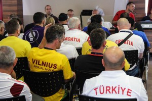 Izvlačenje parova 32. Vojvođanske zlatne (bokserske) rukavice