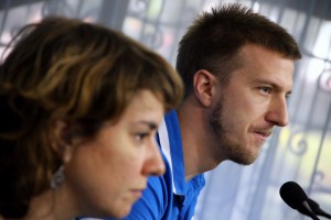 Najava Stand up večeri Srđana Olmana, Peđe Bajovića i Domagoja Pintarića