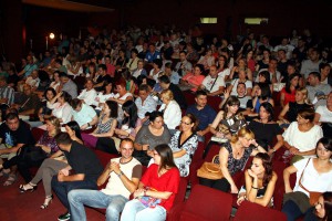 Standup show "Komedija s'nogu"